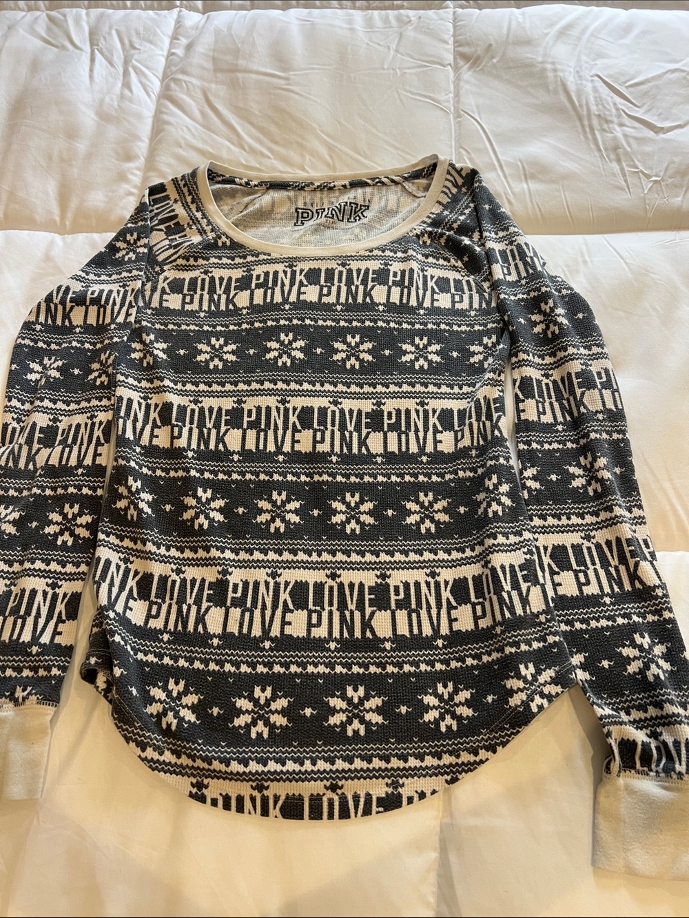 PINK Victoria's Secret Navy & Cream Patterned Crewneck Sweater